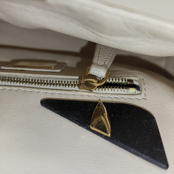 Peekaboo Mini Calfskin White