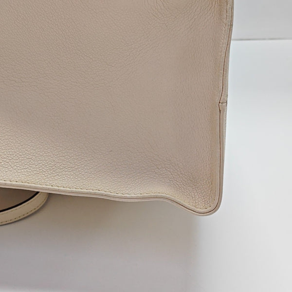 ONTHEGO MM Monogram Calfskin Beige