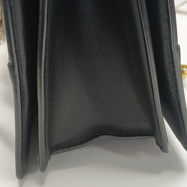 Queen Margaret Small Calfskin Black