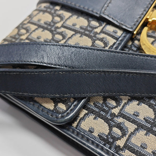 30 Montaigne Oblique Canvas Blue