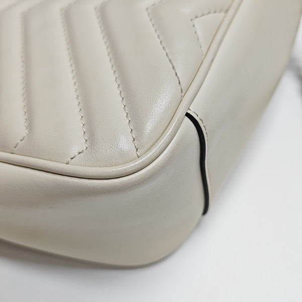 GG Marmont Medium Quilted Calfskin White