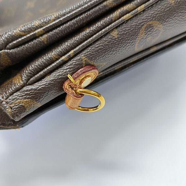 Lona Revestida Monogram marrón Métis MM