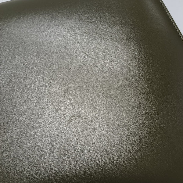 CLASSIC BOX Medium Calfskin Green