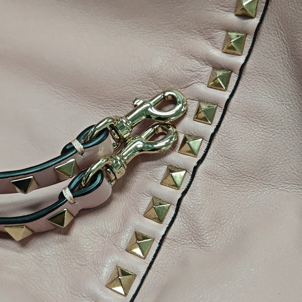 Rockstud Medium Leather Pink