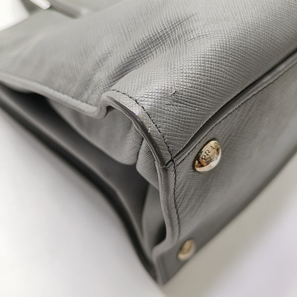 Esplanade Calfskin Gray