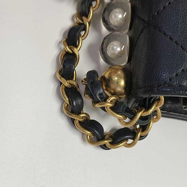 Quilted Lambskin Shoulder Bag Black