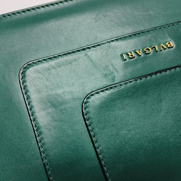 SERPENTI FOREVER Medium Calfskin Green
