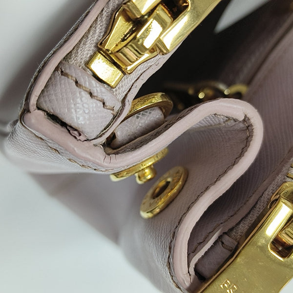 Galleria Medium Saffiano Calfskin Pink