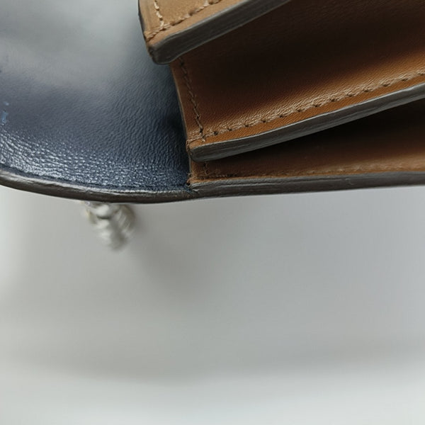 CASE Medium Calfskin Brown