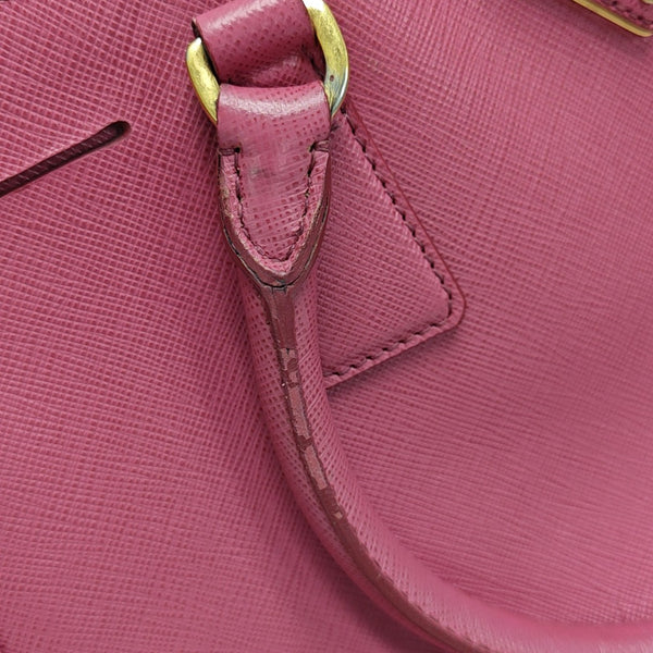 Galleria Medium Saffiano Calfskin Red
