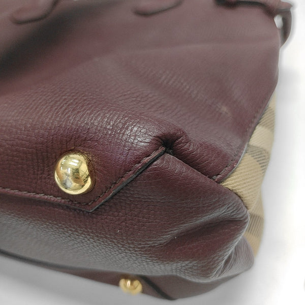 The Banner Medium Calfskin Red