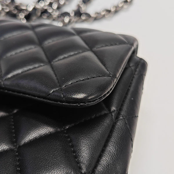 CLASSIC FLAP Mini Quilted Lambskin Black