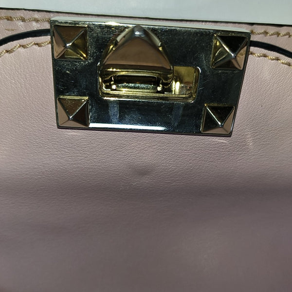 Rockstud Small Calfskin Pink