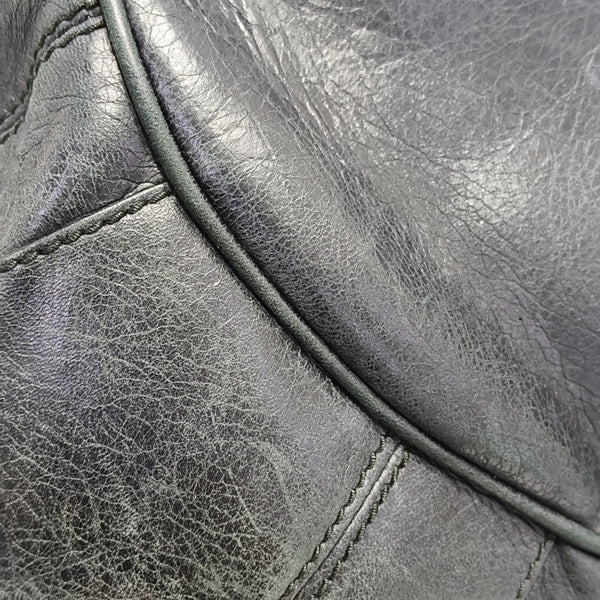 Pompon Bag Calfskin Black