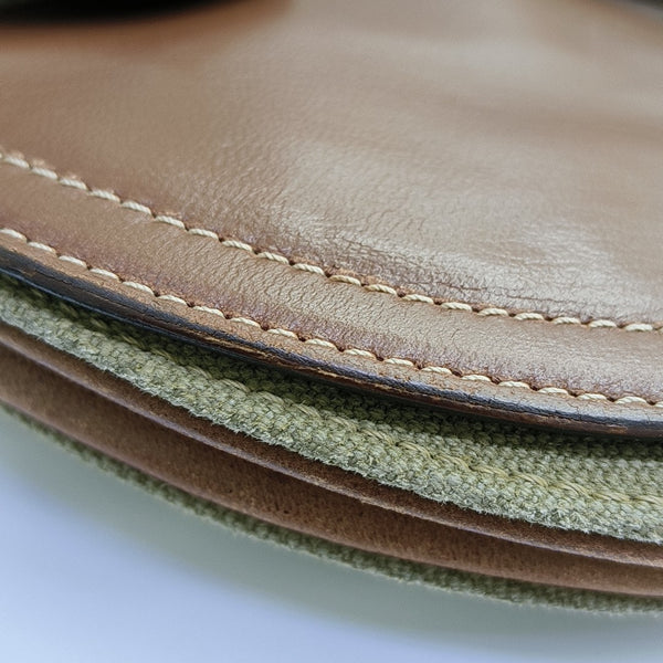 Saddle Canvas Beige
