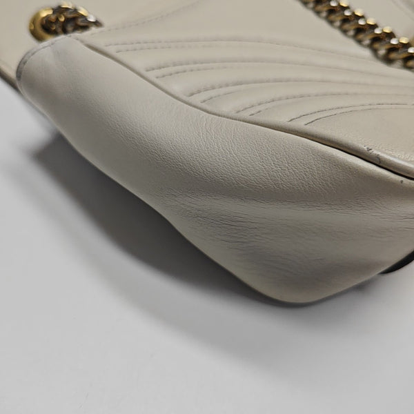 GG Marmont Medium Quilted Calfskin White