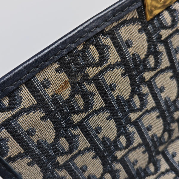 30 Montaigne Oblique Canvas Blue