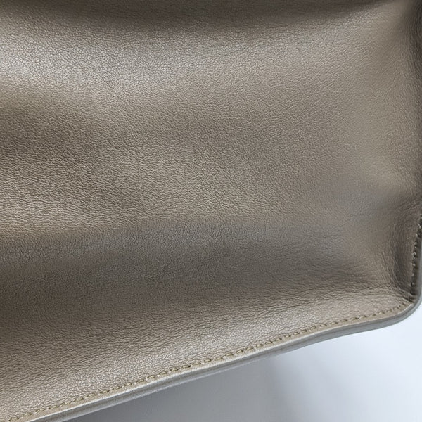LUGGAGE Calfskin Brown