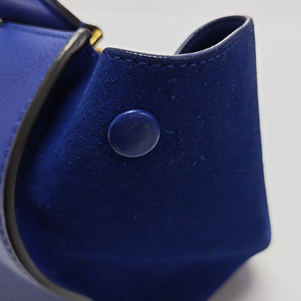 TRAPEZE Medium Calfskin Blue