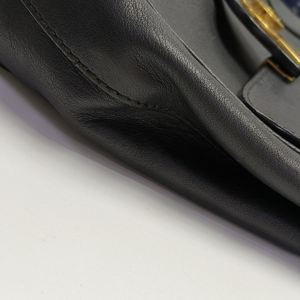 DK88 Medium Calfskin Black