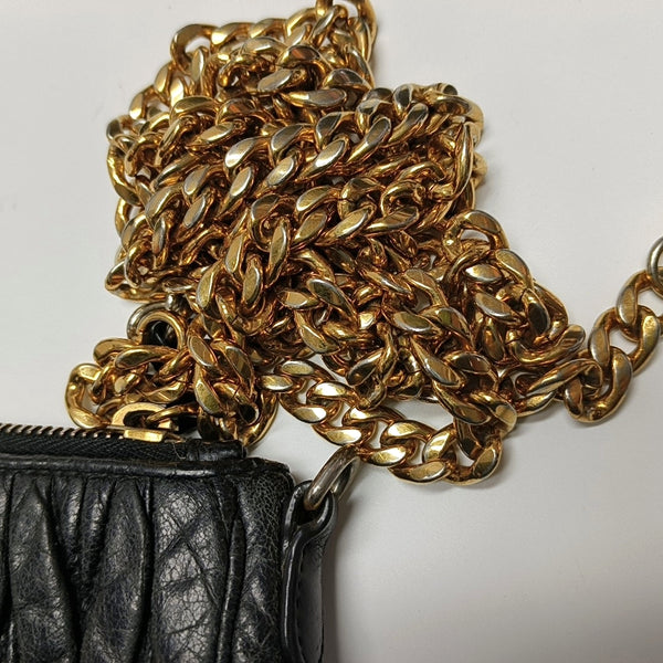 Authenticated pre-owned Matelassé Lambskin Black - Shoulder Bag at Looply