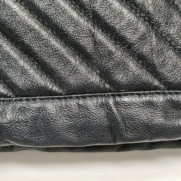 Authenticated pre-owned GG Marmont Mini Calfskin Black - Shoulder Bag at Looply