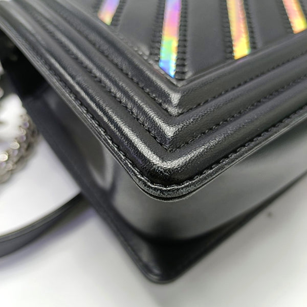 Authenticated pre-owned Boy Chanel Medium Chevron Calfskin Black - Shoulder Bag at Looply
