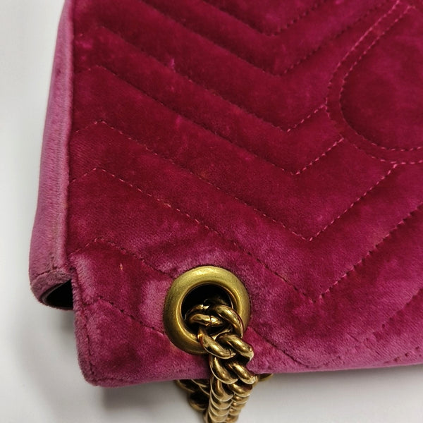 Authenticated pre-owned GG Marmont Medium Velvet Pink - Crossbody Bag at Looply