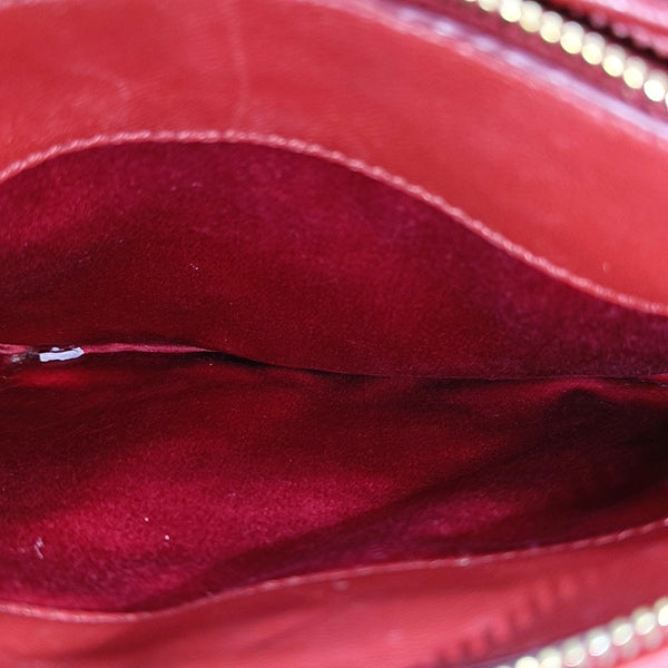 Authenticated pre-owned Matelassé Lambskin Red - Shoulder Bag at Looply