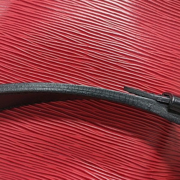 Authenticated pre-owned Néonoé PM Epi Red - Shoulder Bag at Looply