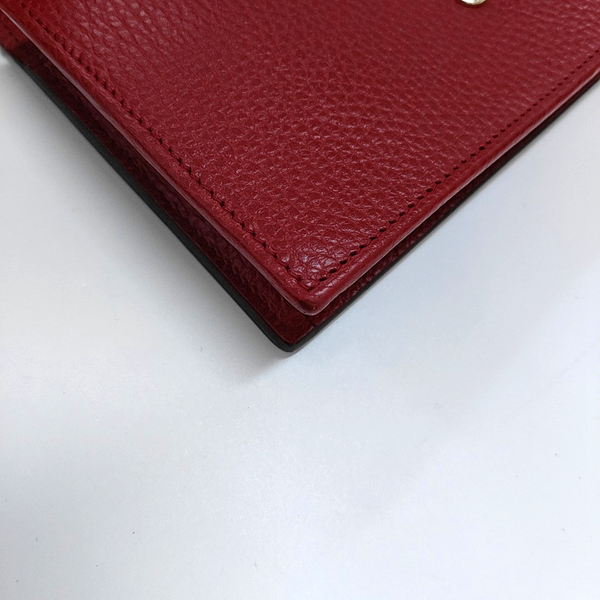 Authenticated pre-owned Interlocking G Calfskin Red - Handbags at Looply