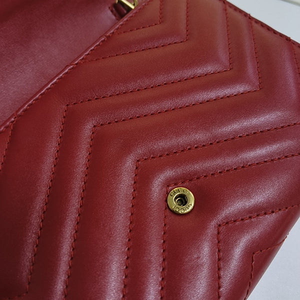 Authenticated pre-owned GG Marmont Mini Calfskin Red - Crossbody Bag at Looply
