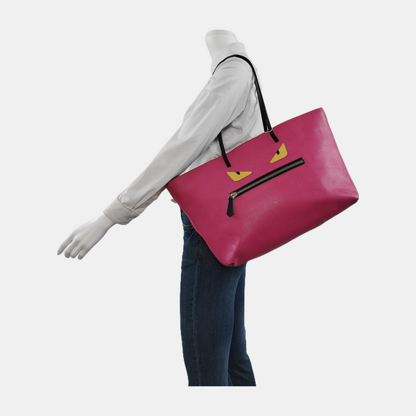Authenticated pre-owned Monster Medium Calfskin Pink - Shoulder Bag at Looply
