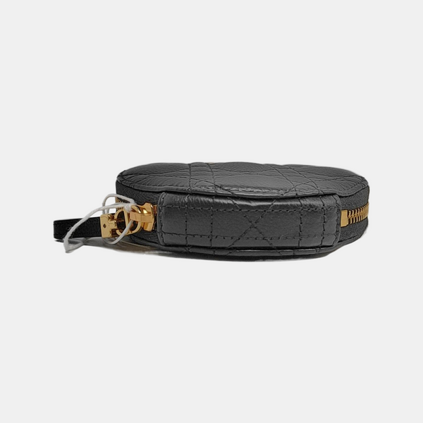 Authenticated pre-owned Dior Caro Calfskin Black - Shoulder Bag at Looply