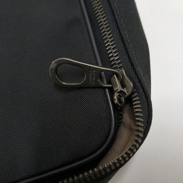 Canvas Black