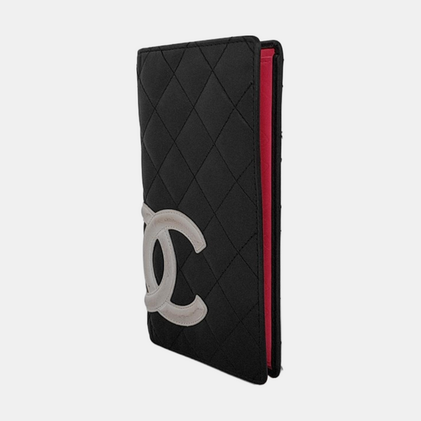 Authenticated pre-owned Cambon Quilted Calfskin Black Wallet - Wallet at Looply