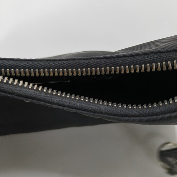 Re-Edition2005 Nylon Black