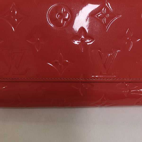 JEANNE Monogram Patent Leather Pink Wallet