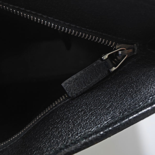 Monogram Canvas Black