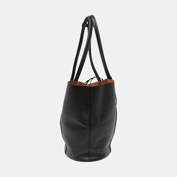 Authenticated pre-owned Arco Calfskin Black - Shoulder Bag at Looply