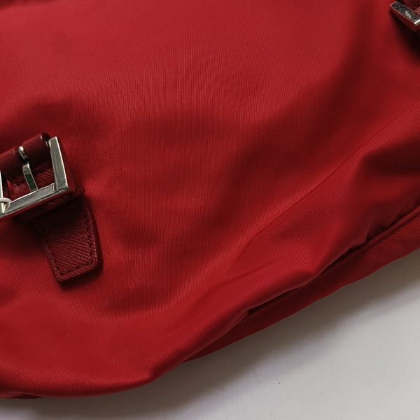Nylon Red