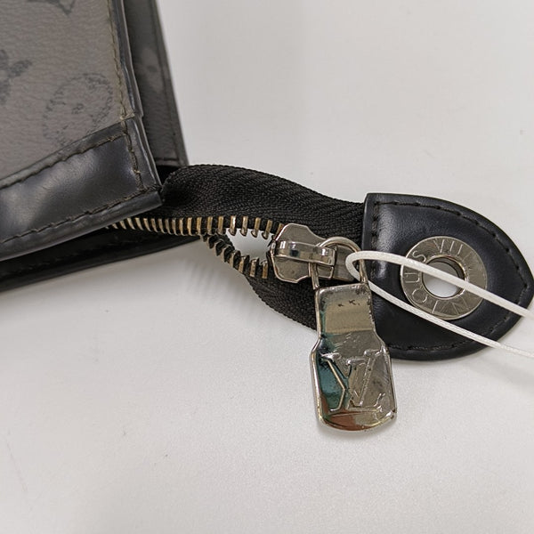 Pochette Voyag MM Monogram Coated Canvas Gray