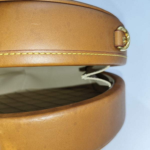 BOITE CHAPEAU PM Calfskin Brown