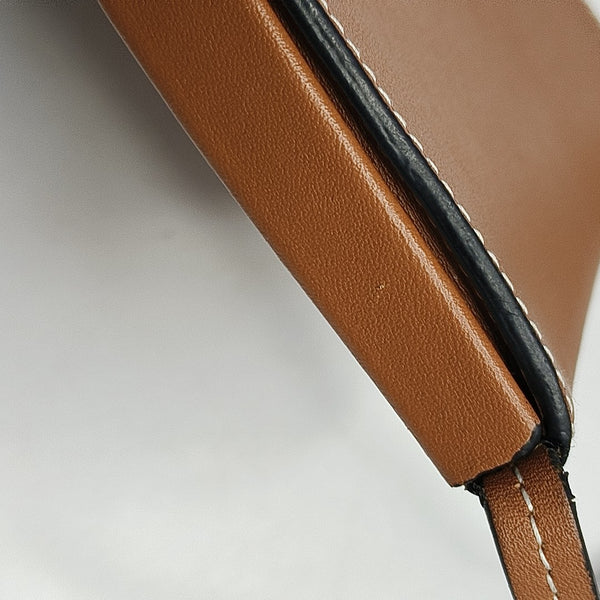 Heel Small Calfskin Brown