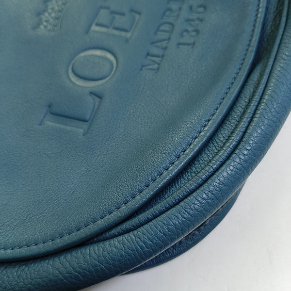 Heritage Medium Calfskin Blue