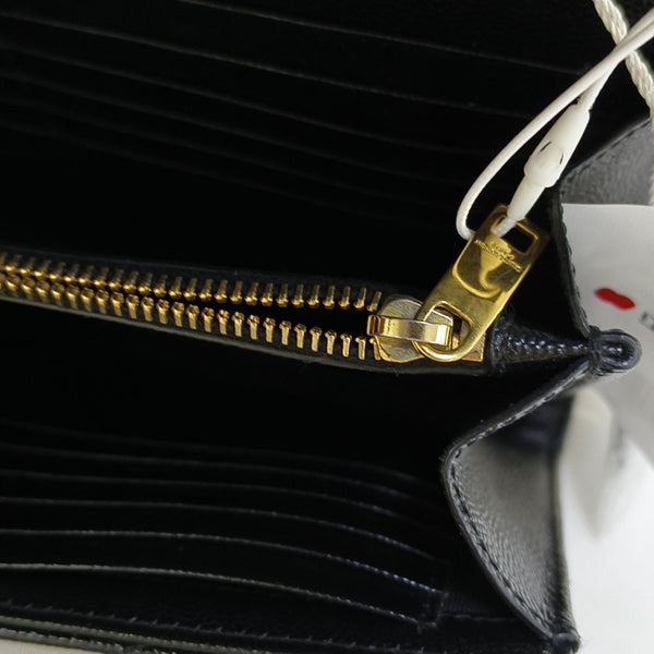 MONOGRAM Medium Quilted Calfskin Black