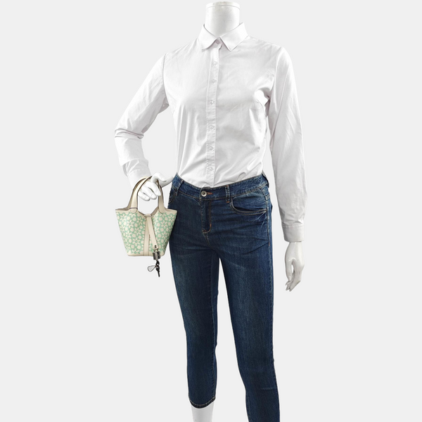 Authenticated pre-owned Picotin Lock 12 Swift White - Top Handle Bag at Looply