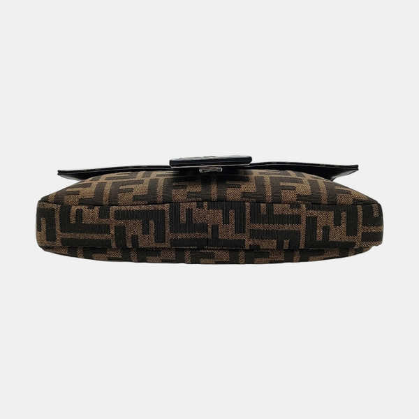 Authenticated pre-owned Baguette Fabric Brown - Shoulder Bag at Looply