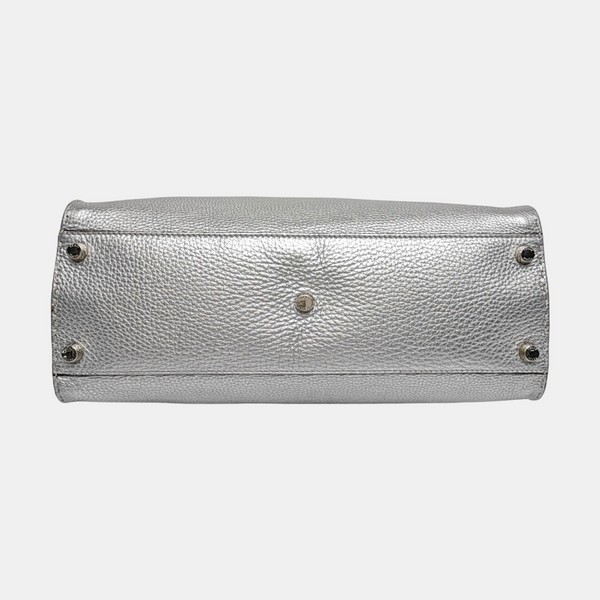 Authenticated pre-owned Peekaboo Calfskin Silver - Shoulder Bag at Looply
