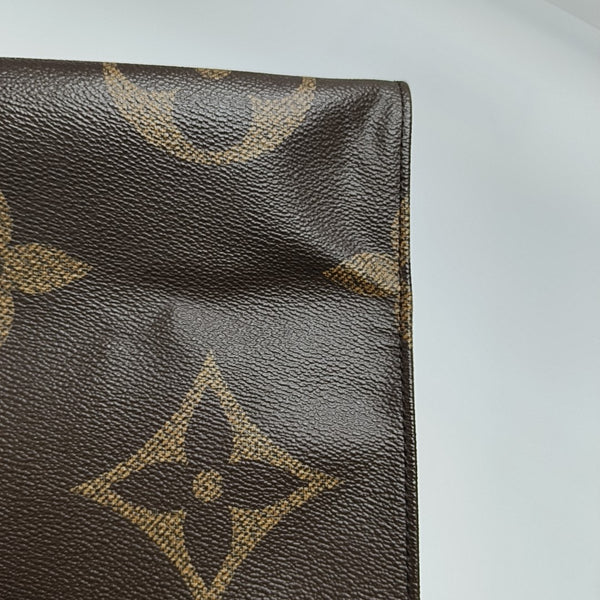 Authenticated pre-owned Onthego GM Monogram Coated Canvas Brown - Shoulder Bag at Looply